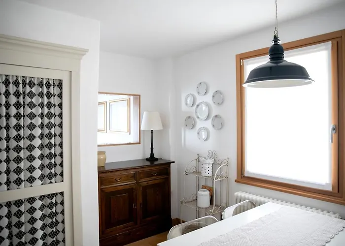 Iseolakerental - Casa Stella D'acqua سولتسانو